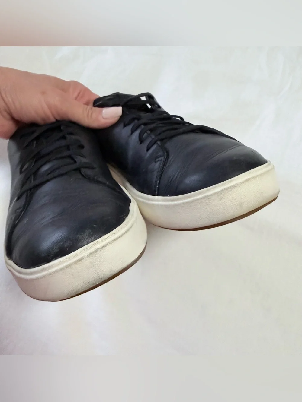 Olukai | Men’s 9 EU 42 | Black Leather Lae'Ahi Li 'ILI  Sneakers Drop In Heel